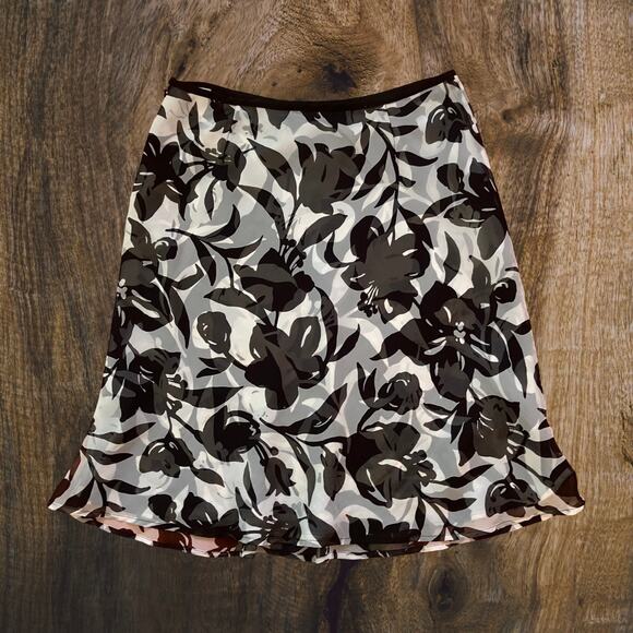 White and black floral sheer skirt, bohemian hippie boho chic fairycore cottage - Picture 1 of 7
